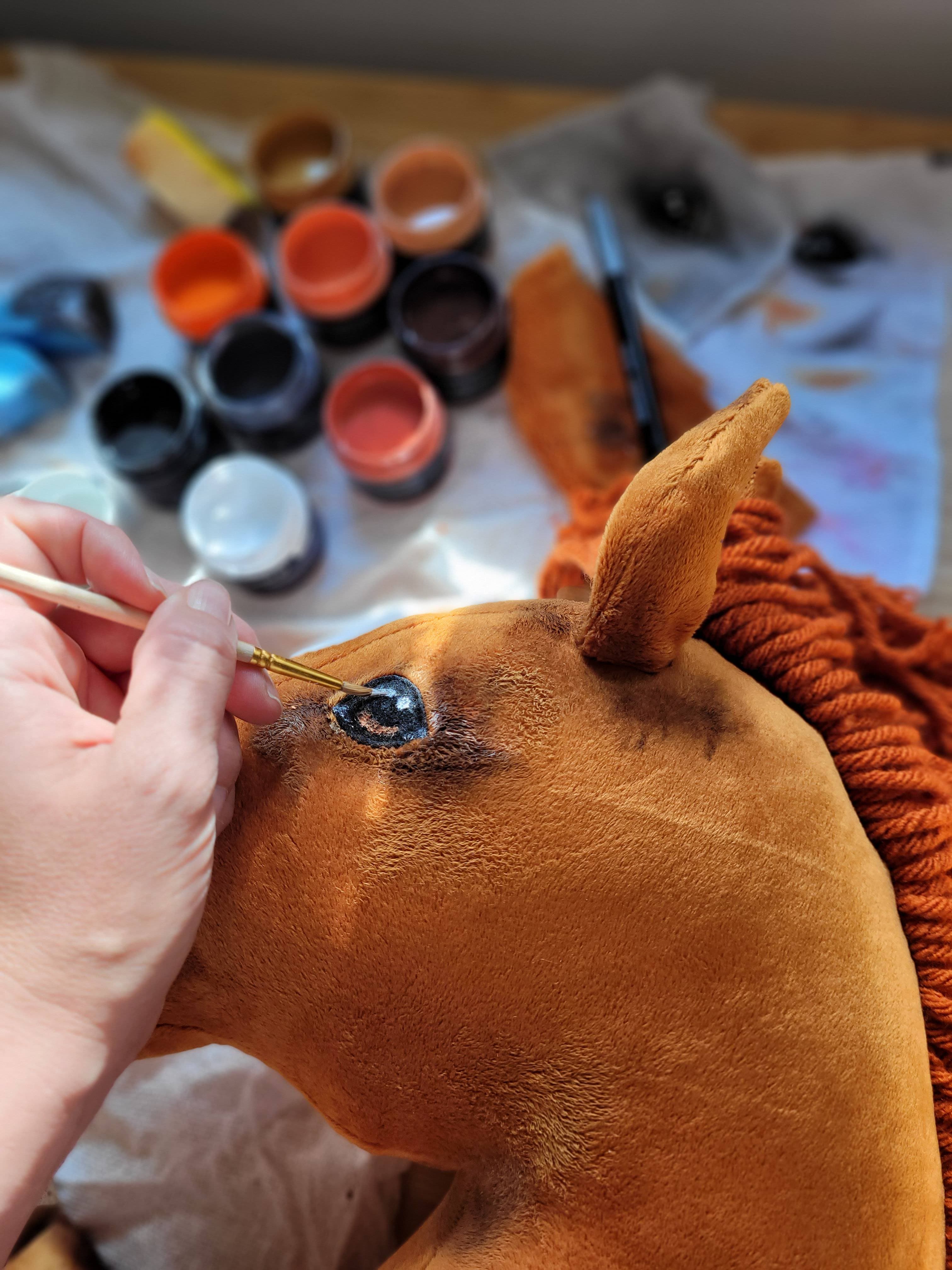 Hobby Horse Mały koń na kiju Premium - kasztan A4