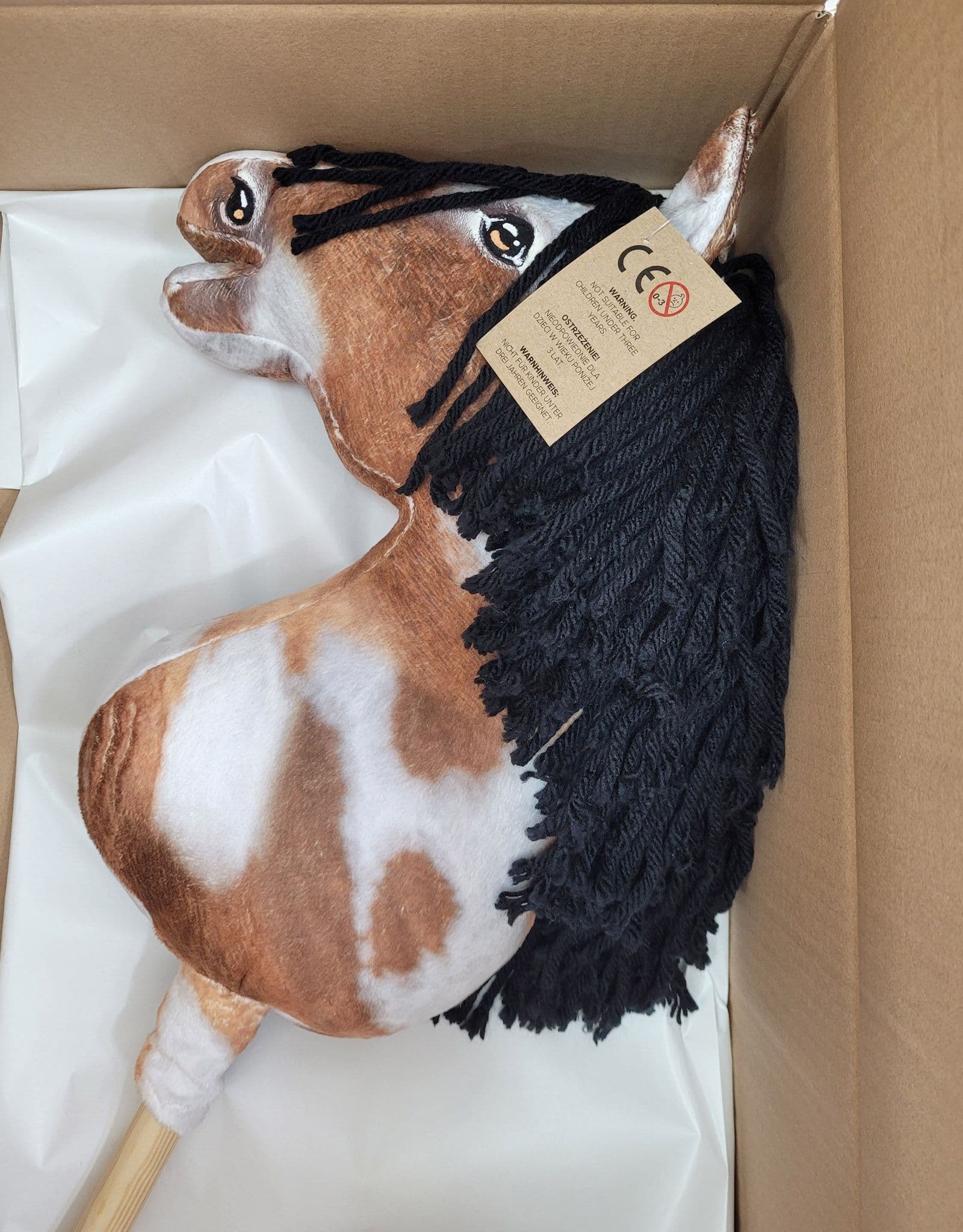 Hobby Horse Duży koń na kiju Premium - srokaty tobiano z czarną grzywą A3