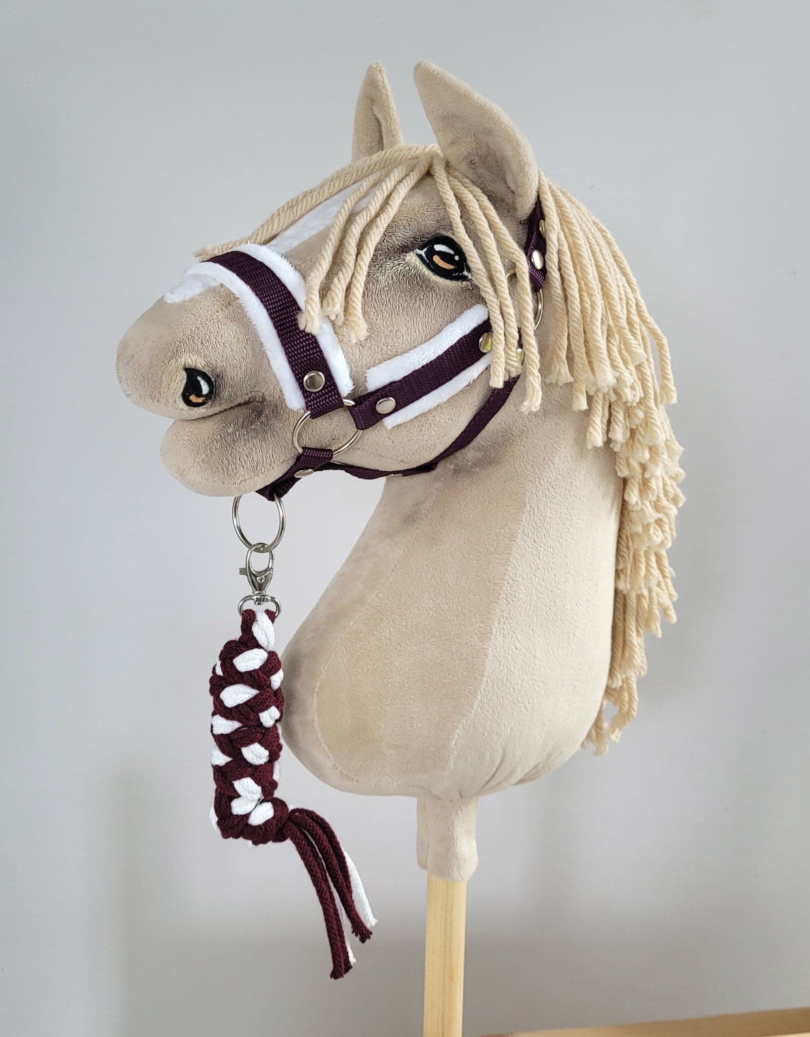 Uwiąz dla Hobby Horse ze sznurka – biało-śliwkowy