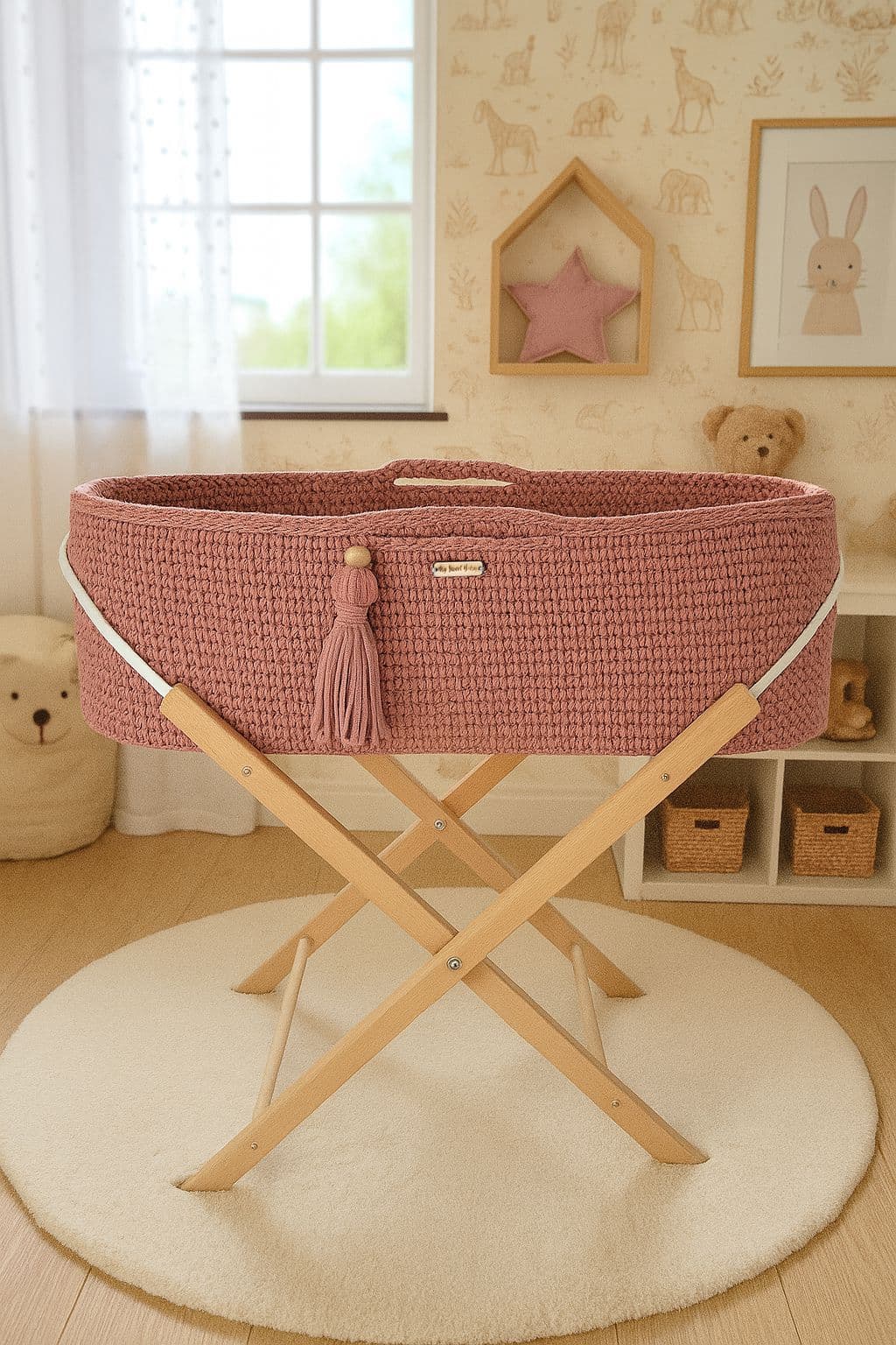 Kosz Mojżesza BOHO Handmade ze stojakiem blush