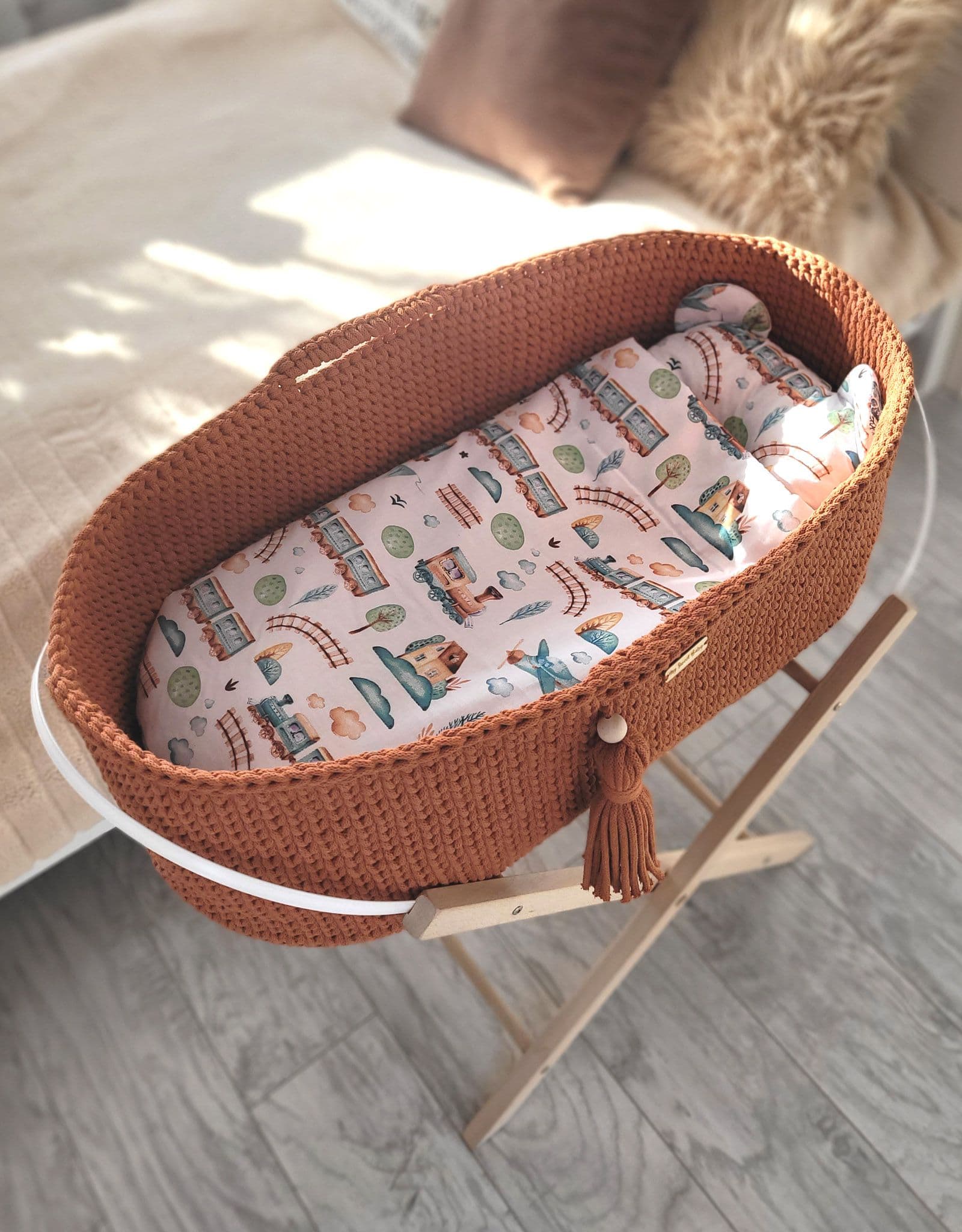 Kosz Mojżesza BOHO bawełniany Handmade z materacykiem - terracotta