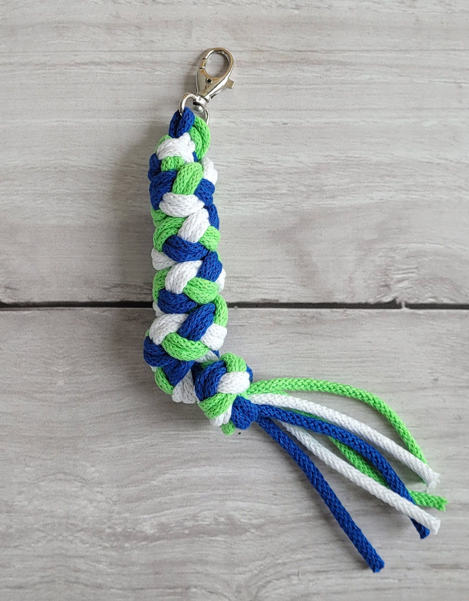 Uwiąz dla Hobby Horse ze sznurka – chaber/ jasny zielony/ biały