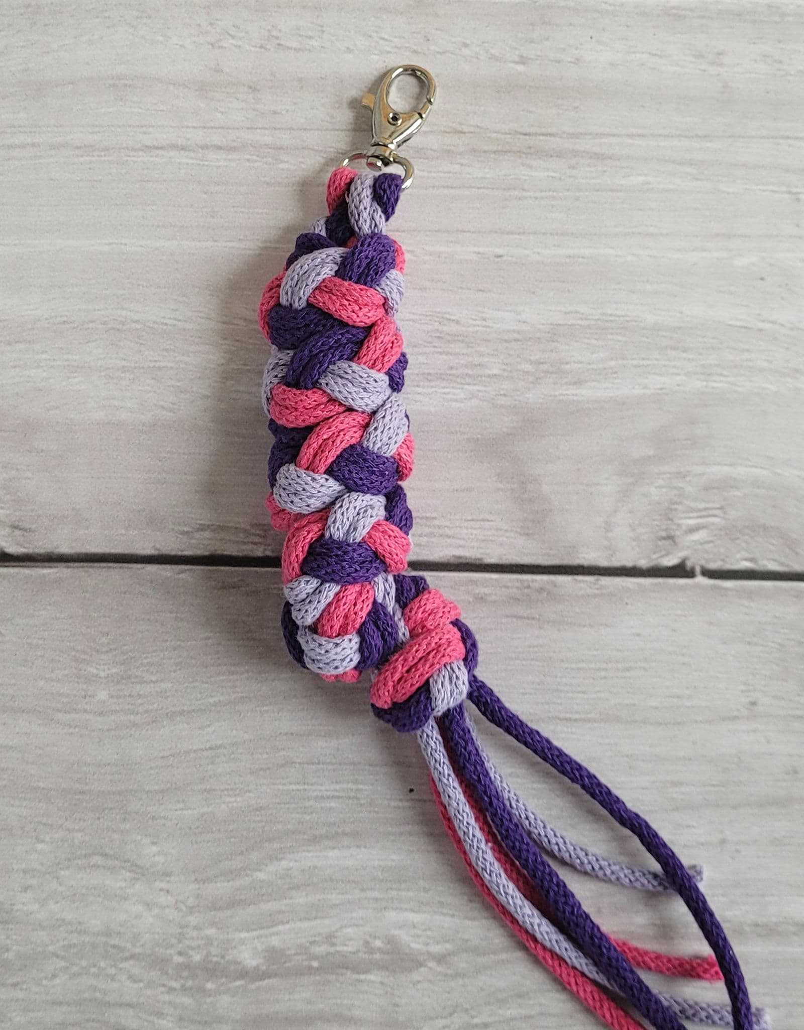 Uwiąz dla Hobby Horse ze sznurka – ciemny róż/ fiolet/ ciemny fiolet