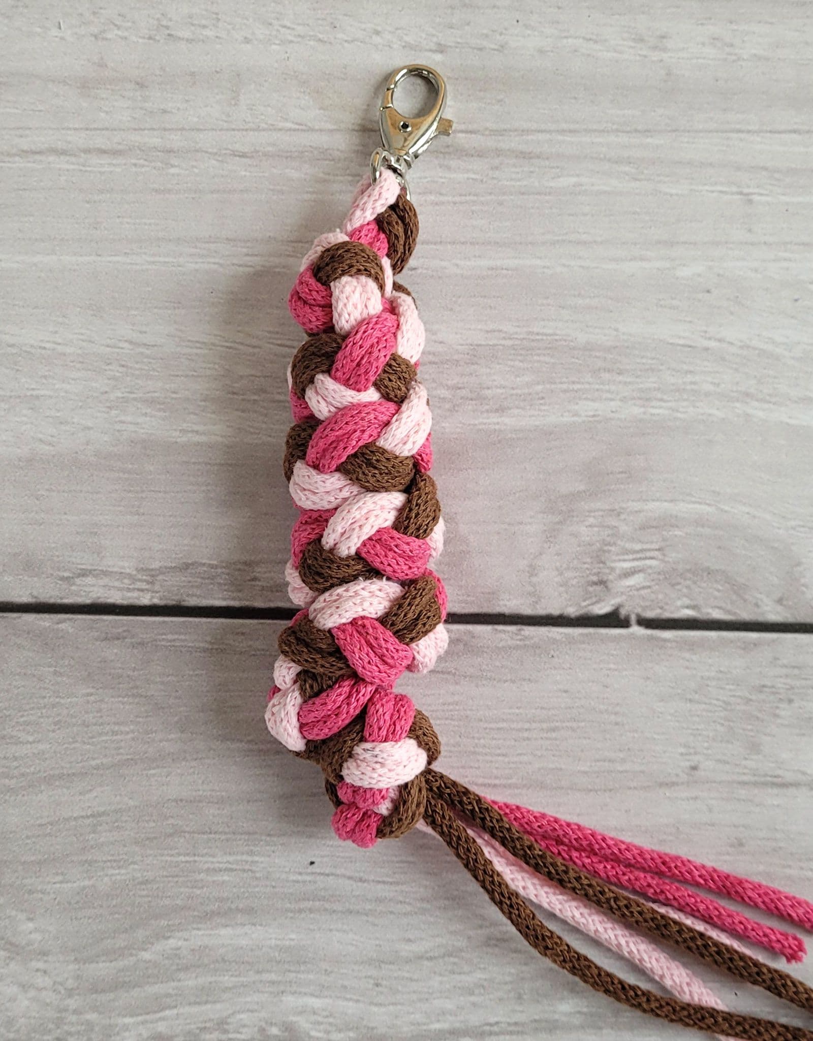 Uwiąz dla Hobby Horse ze sznurka – jasny róż/ ciemny róż/ brąz