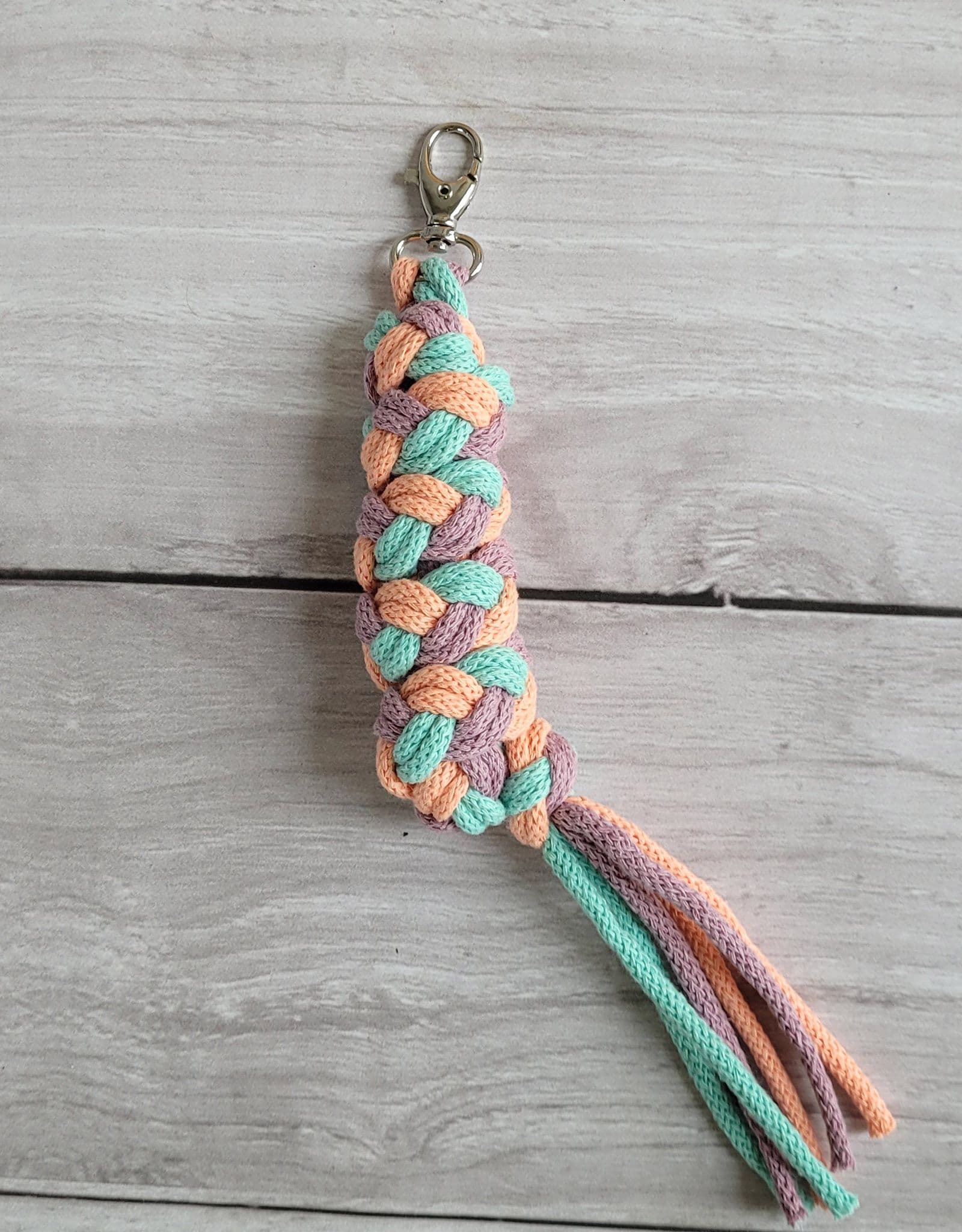 Uwiąz dla Hobby Horse ze sznurka – mięta/ lawenda/ brzoskwinia