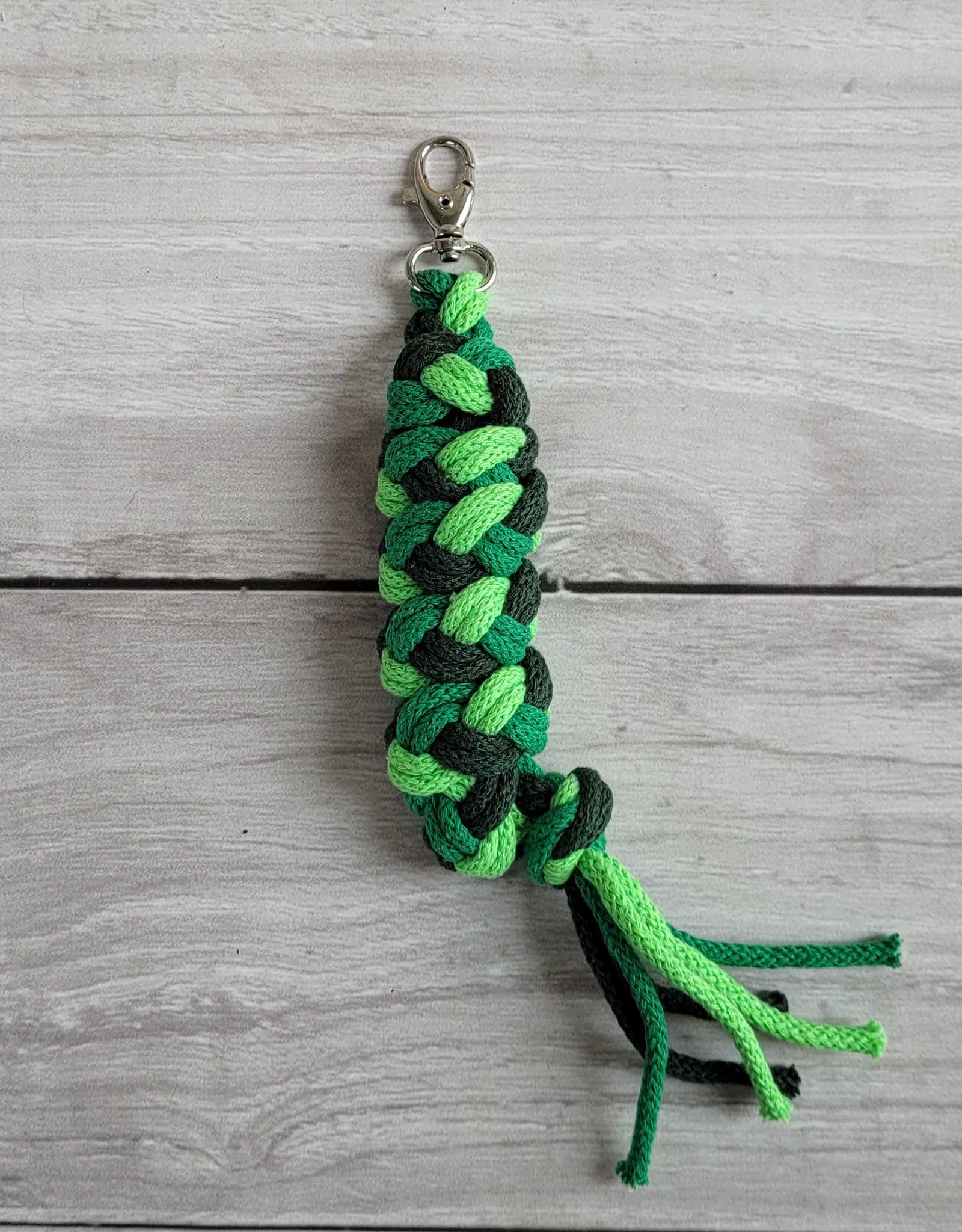 Uwiąz dla Hobby Horse ze sznurka – jasny zielony/ zielony/ butelkowa zieleń