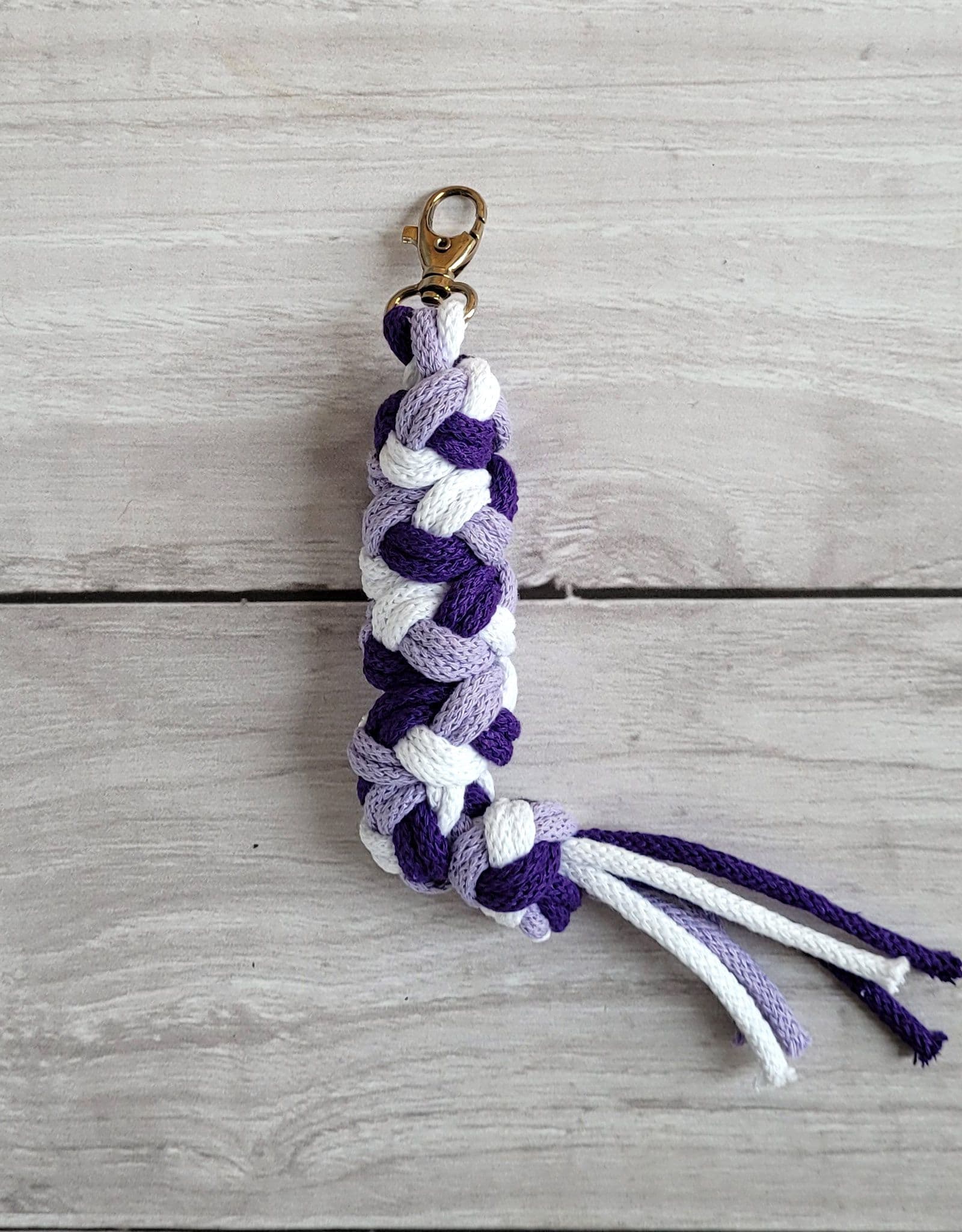 Uwiąz dla Hobby Horse ze sznurka – fiolet/ ciemny fiolet/ biały