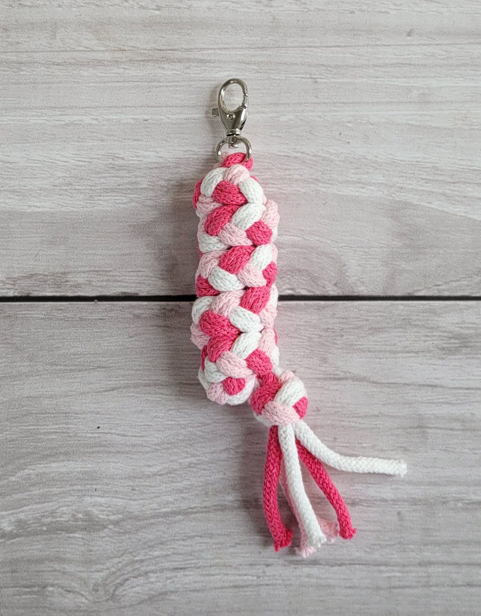 Uwiąz dla Hobby Horse ze sznurka – jasny róż/ ciemny róż/ biały