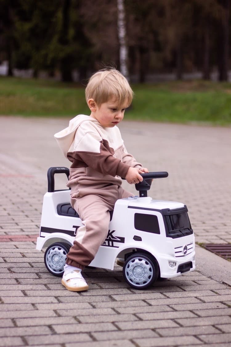 Milly Mally Pojazd MERCEDES ANTOS - POLICE TRUCK